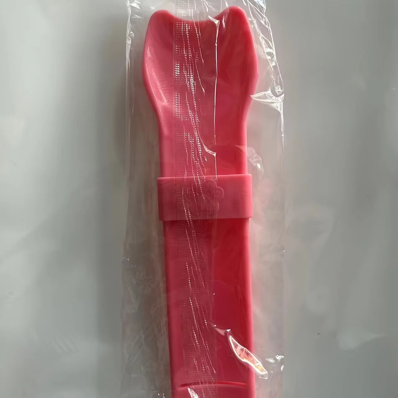 Squeeze Spoon Strip Feeder
